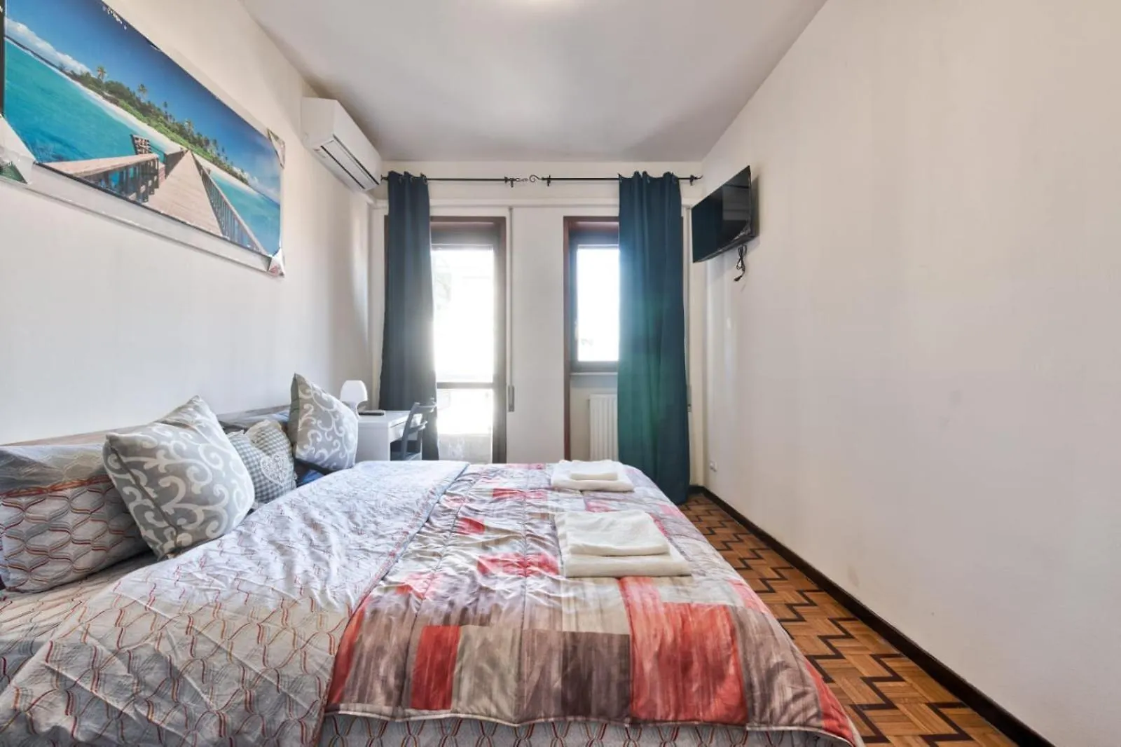 Easy Downtown Inn - Private Room With Shared Bathroom Venice