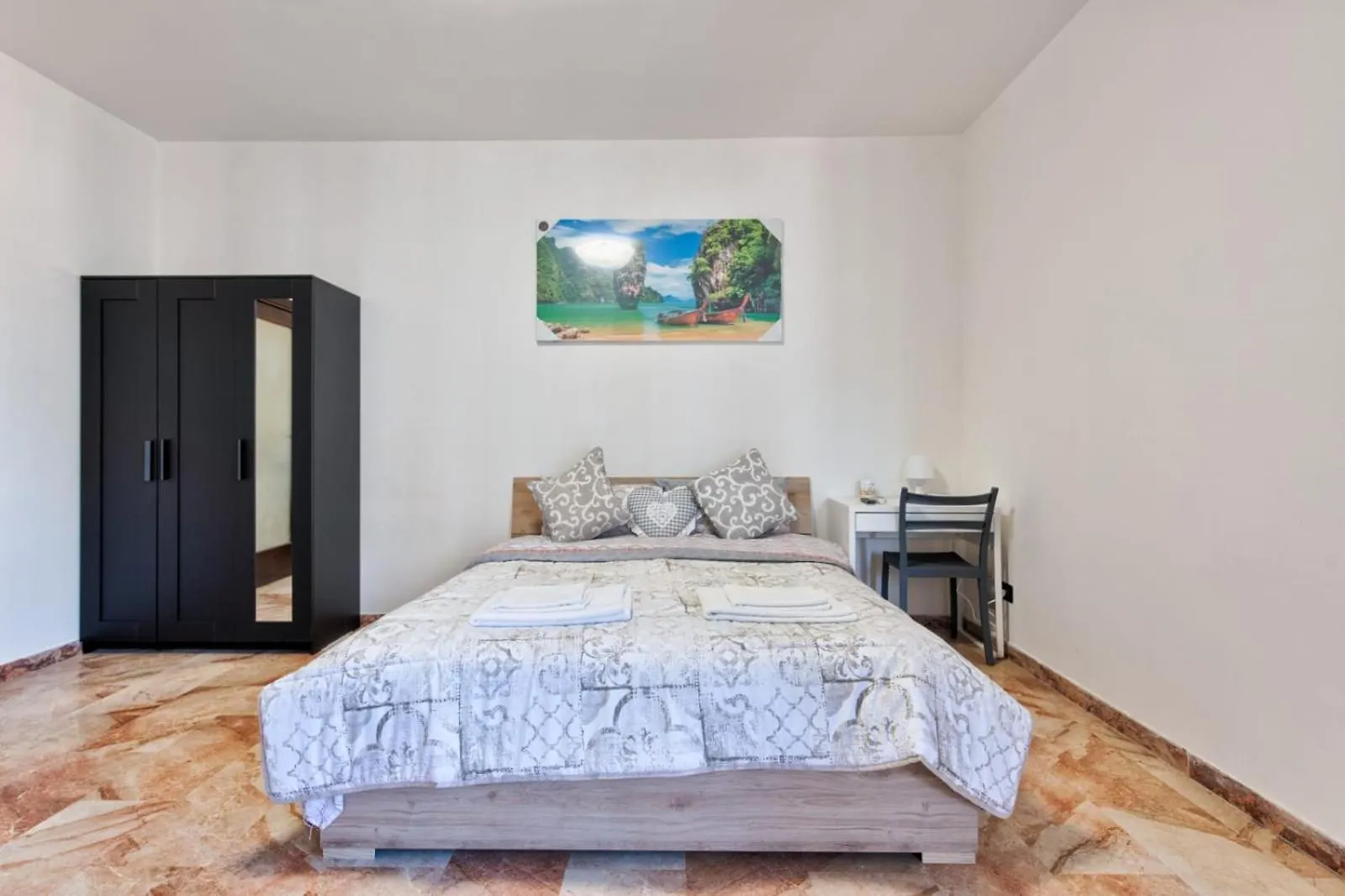 Easy Downtown Inn - Private Room With Shared Bathroom Venice