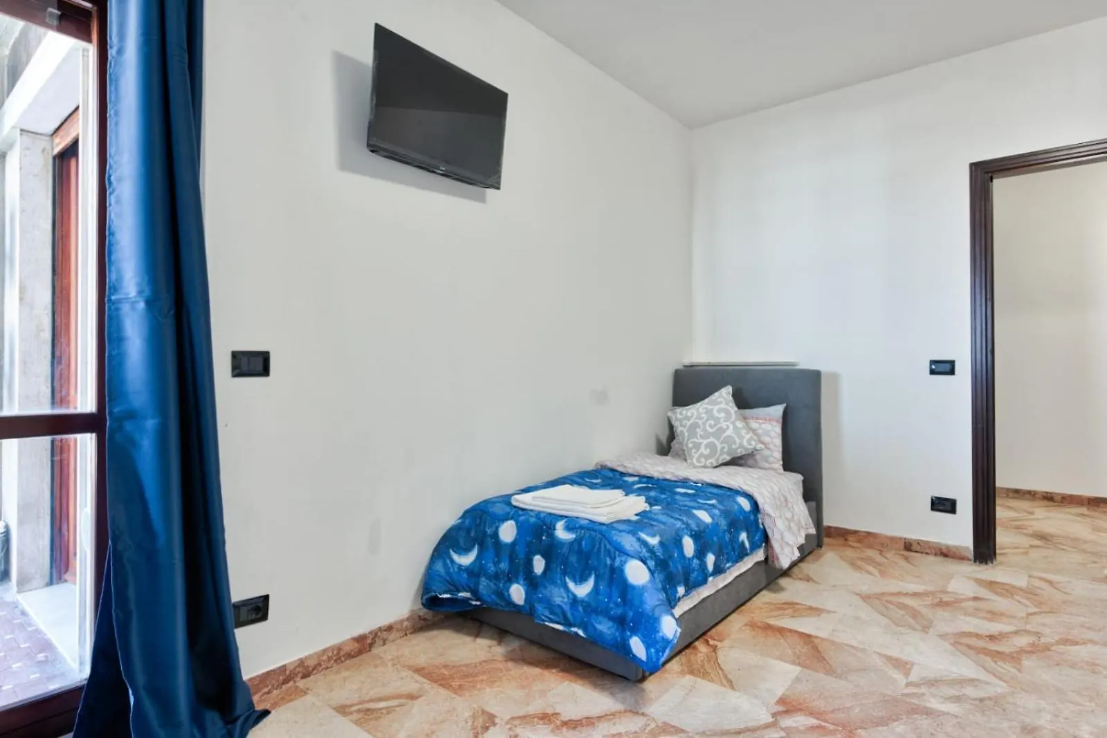 Easy Downtown Inn - Private Room With Shared Bathroom Venice